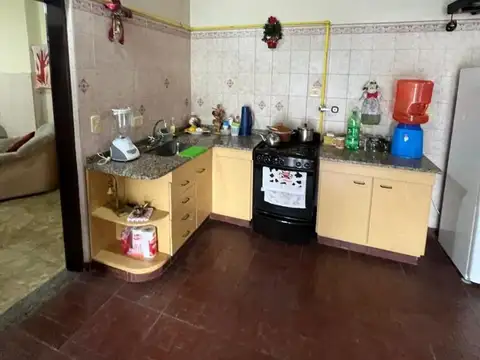 2 VIVIENDAS CONSTRUIDA SOBRE DOS LOTES