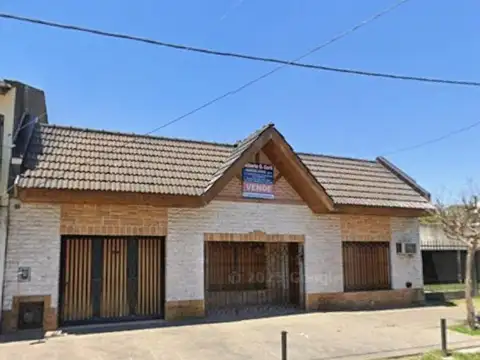 2 VIVIENDAS CONSTRUIDA SOBRE DOS LOTES