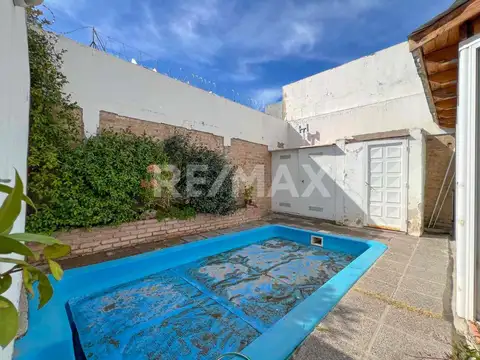 SE VENDE CASA CALLE SAN JUAN 872 NEUQUEN CAPITAL