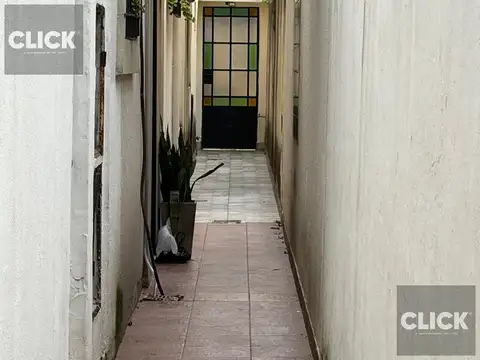 Depto Tipo Casa 4 ambientes con 2 baños