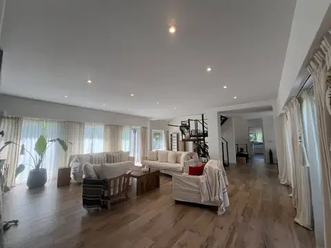 Casa en Venta en Ingeniero Maschwitz, USD 670.000