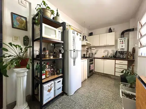 1° de mayo 1300, Piso 2