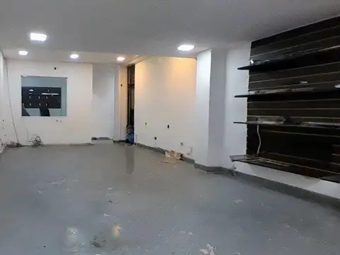 Local en Venta en San Nicolás, USD 230.000