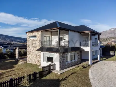 Casa en Alquiler de 4 dormitorios