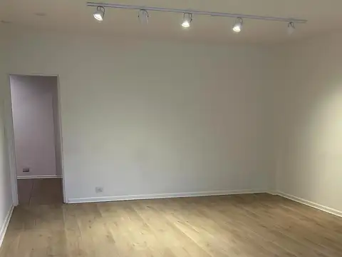 Oficina de 62 m2 en alquiler - Recoleta