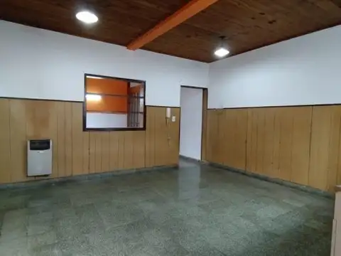 Depto Tipo Casa en Venta 40 años