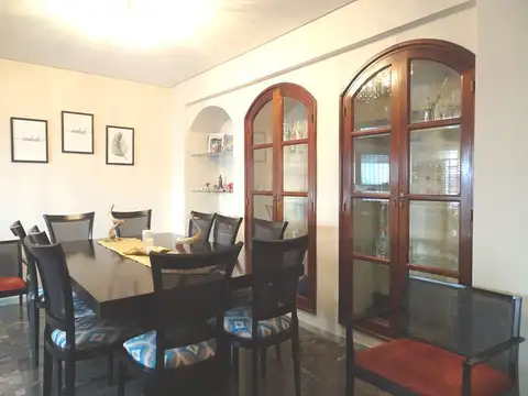 Casa en Venta de 5 dormitorios