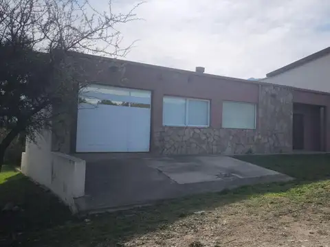 Casa en Venta en Las Cascadas, Carpintería