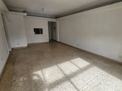 Departamento de 4 ambientes en Venta en Almagro