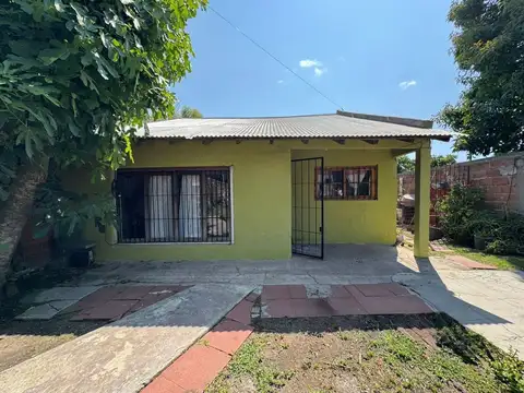 Casa en Venta con 1 cochera