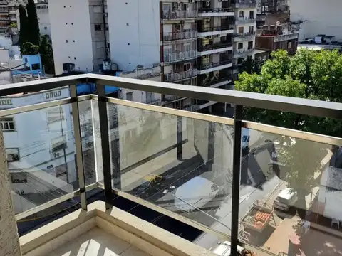 Departamento en Venta en Parque Chacabuco, USD 112.000