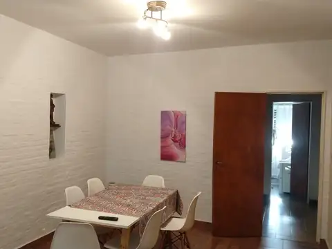 Casa Americana 4 Ambientes con Pileta - Castelar Sur