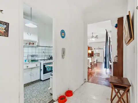 Casa 4 ambientes con 2 baños