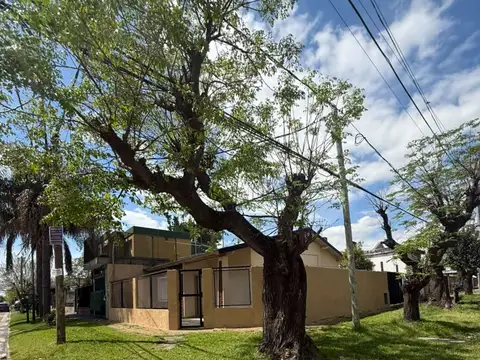 CASA EN VENTA 3 AMBIENTES APTO CREDITO MORENO