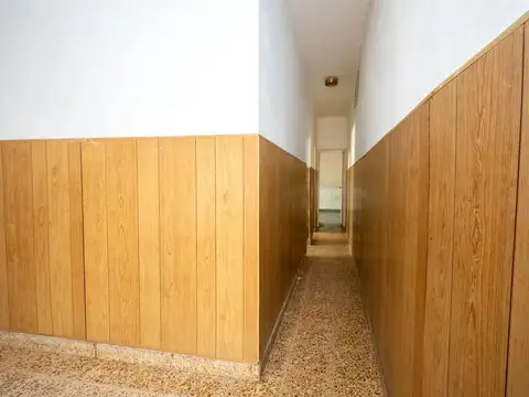 Departamento 6 ambientes con 1 baño