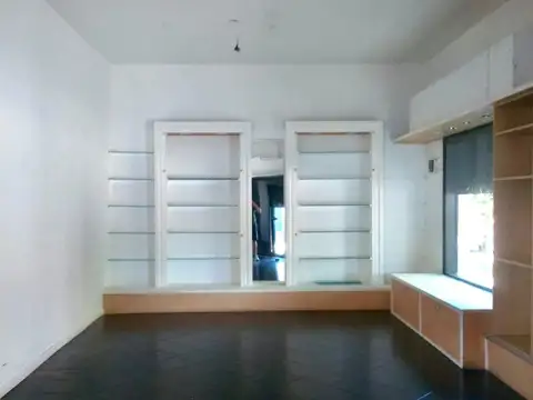 Local en Alquiler en San Isidro, $ 2.300.000