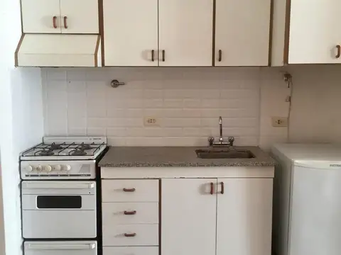 Departamento en Alquiler en La Plata, $ 400.000