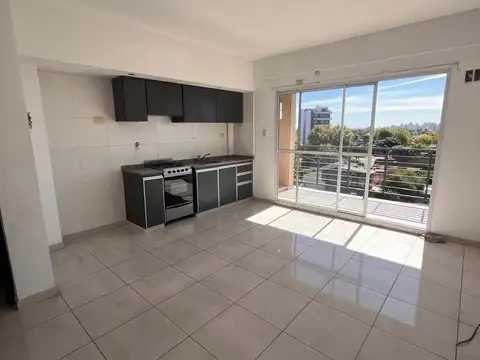 Departamento dos ambientes, excelente ubicación. Maspero al 100. Remedios de Escalada.