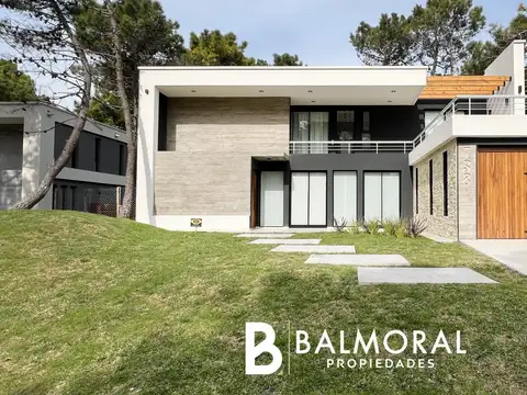 A estrenar. Casa en alquiler en zona norte de Pinamar