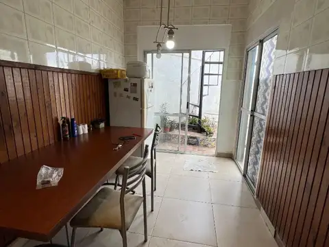 Excelente Ph t/casa 1er piso 6 amb ubicado en Guemes 810, Avellaneda