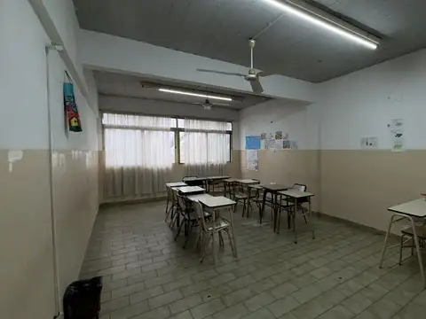 Nicolás Avellaneda 400