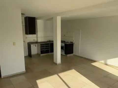 DIRECTORIO 100, Piso 4