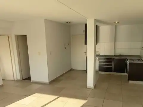Departamento en Alquiler en San Antonio de Padua, $ 590.000