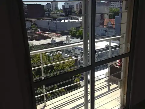 Departamento en Alquiler en Moron, $ 370.000