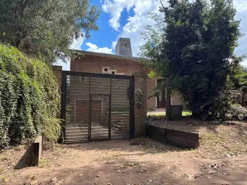 CASA QUINTA EN VENTA EN BRAGADO CON PILETA