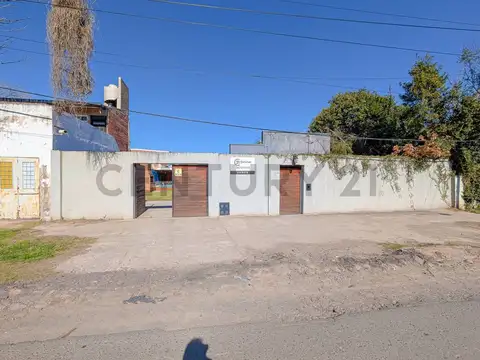 Madre Cabrini 2700, Piso 0