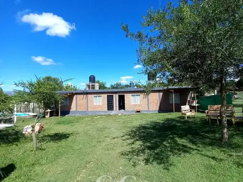 Complejo Turístico De 2 Unidades Completamente Equipadas En Villa Santa Cruz Del Lago - Punilla