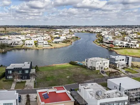Lote Interno en venta en  Puertos barrio  Araucarias