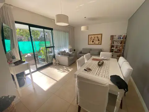 Departamento 3 ambientes con 2 baños