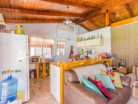 Casa 5 ambientes con 2 baños