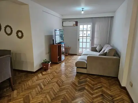Departamento 4 ambientes con 2 baños