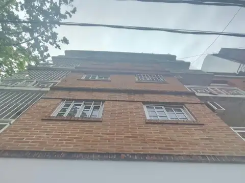 DEPARTAMENTO 2 AMBIENTES - BALCON- APTO PROFESIONAL