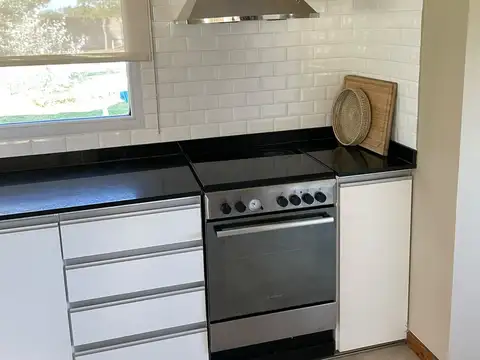 Casa en Alquiler al Este