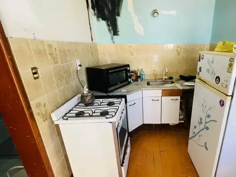 Casa 3 ambientes con 1 baño