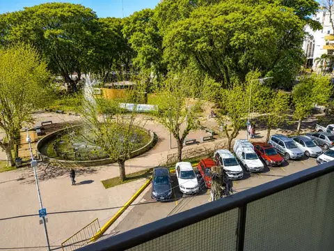 DEPARTAMENTO 3 AMB FRENTE PLAZA SAN JUSTO ESCUCHA OFERTA