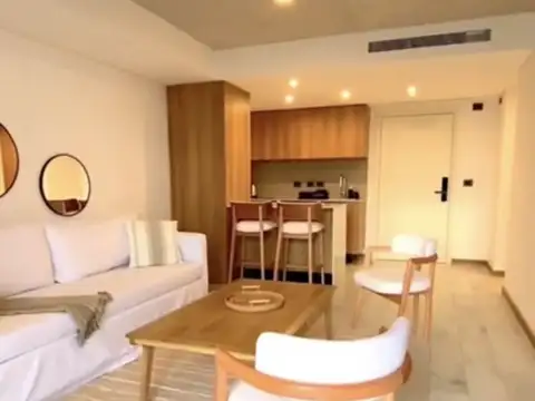 SURFSIDE 100, Piso 3