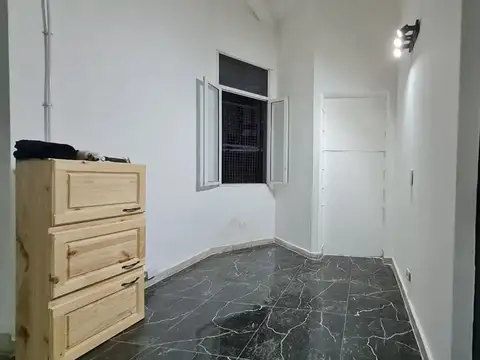 Alquiler 3 ambientes San Nicolás. Patio y lavadero