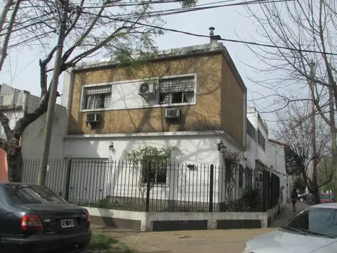 Castelar Sur 100 Mts De La Estacion Casa Americana 4 Amb
