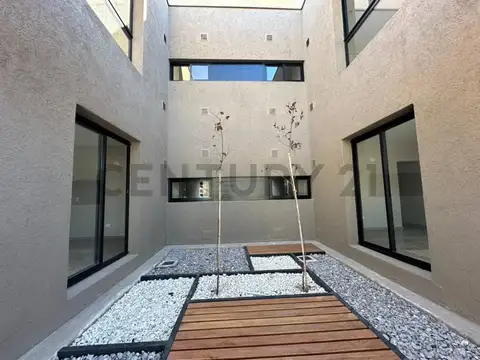 La Plata 500, Piso 0
