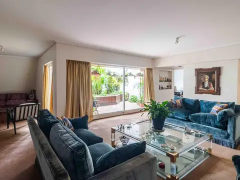 Tríplex de lujo con gran terraza y parrilla en Retiro