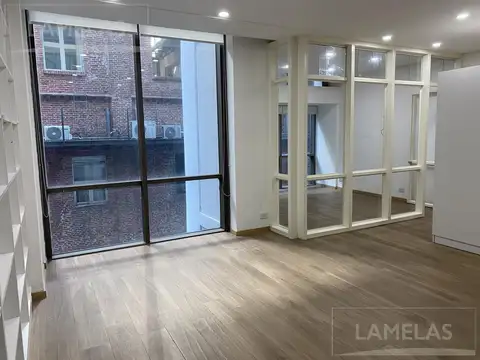 Oficina en Venta 12 años