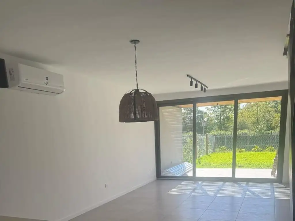 Departamento - 99  m² Cubierta | 2 dormitorios | 2 baños | 3 ambientes | 1 cocheras | Excelente