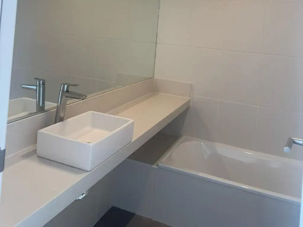 Departamento en Alquiler en Condominio Oliden Joven