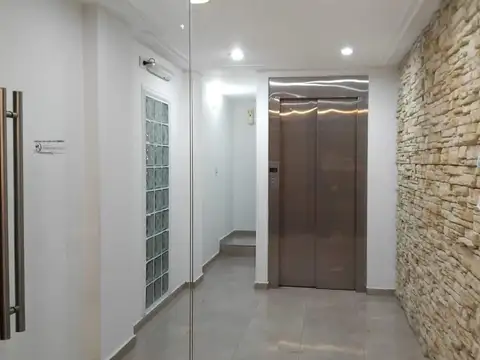 Departamento de 2 Ambientes Remedios de Escalada