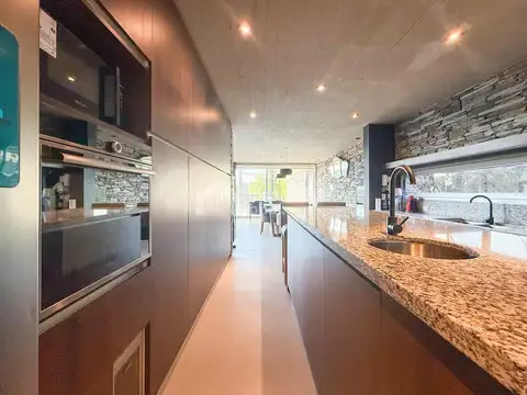 Casa en Alquiler al Norte