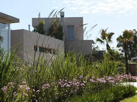 Terreno en Venta 35  mts Fondo